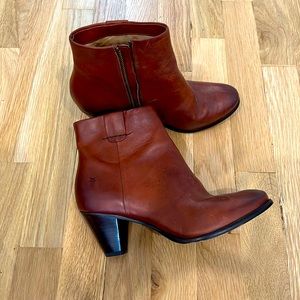 Frye Phoebe Bootie